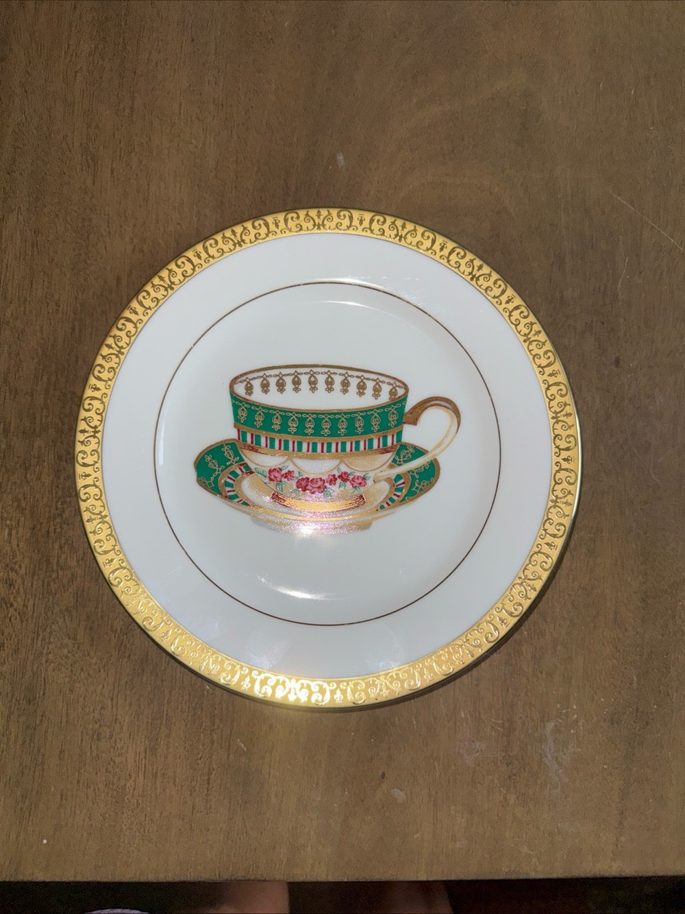 Royal Gallery Gold Buffet Tea Cup (1) Plate, 8 3/8" NWT (B44)
